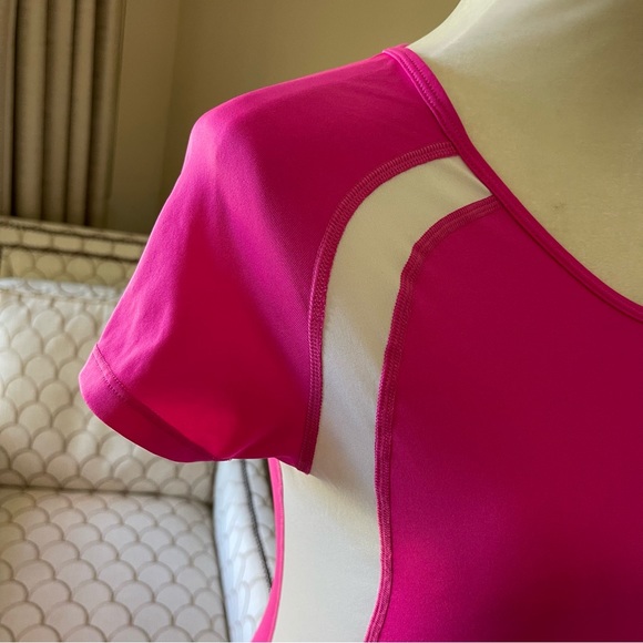 Barbie Pink The North Face Pink White Cap Sleeve Vapor Wick Tee Shirt - Picture 6 of 15